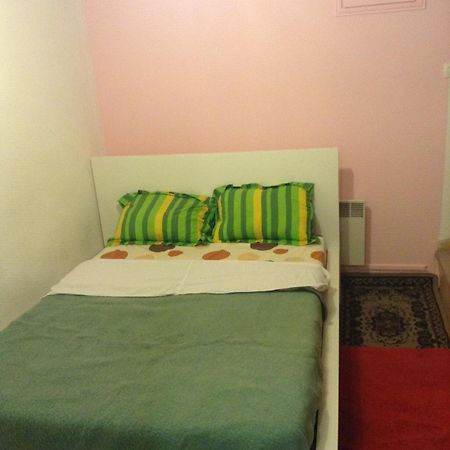Ferienwohnung T2 Accueil Proche Paris Sartrouville Exterior foto